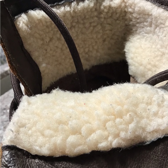 Ugg Azaria Boots - Picture 5 of 8